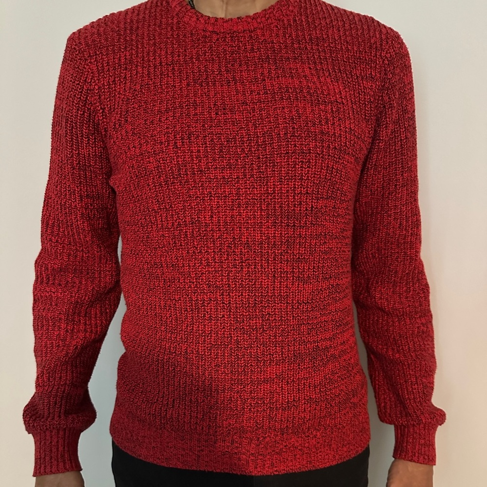 Ribbed sweater long sleeve.  Used but has no defects.
